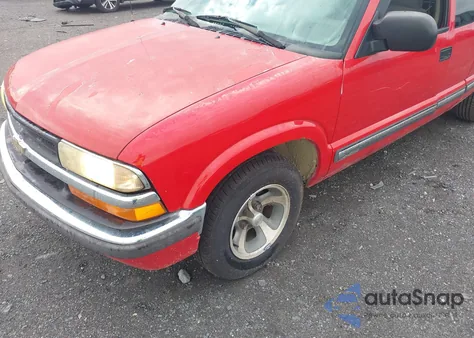 2003 Chevrolet S-10 Ls из США, поврежденный, VIN 1GCCS19X238174686